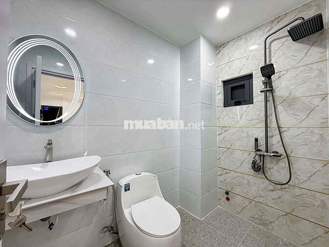 Tìm đâu ra nhà mới 3 tầng , 63m2, full nội thất, đường D2, chỉ 8.95T