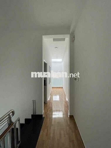 Cho thuê nhà 1 trệt lầu có Nt hẻm xe hơi đường số 6 Gần BV Việt Thắng