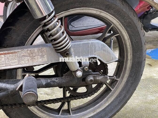 Suzuki GN125 Đỏ Đã qua sử dụng