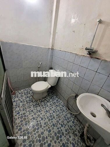 Nhà cho thuê ở làm văn phòng bán hàng online hoặc làm may