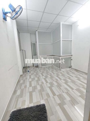 Bán nhà 68/9 Huỳnh Văn Bánh, Q. Phú Nhuận , Nhà 1 Lầu ,Giá :2Tỷ750