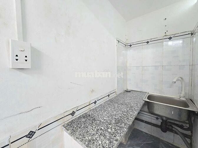 PHÒNG NGAY CHỢ ĐÊM VIÊT LẬP ,CHUNG CƯ AN BÌNH