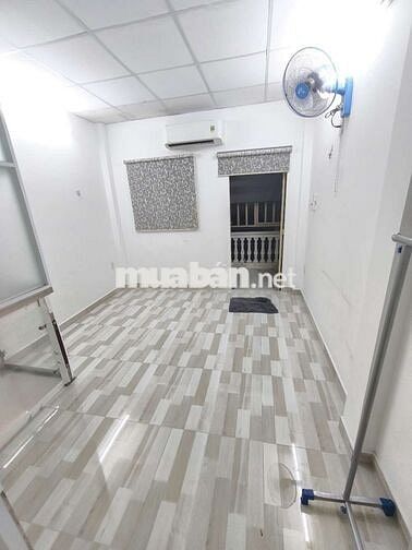 Bán nhà 68/9 Huỳnh Văn Bánh, Q. Phú Nhuận , Nhà 1 Lầu ,Giá :2Tỷ750