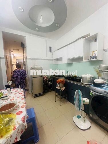 BÁN NHÀ 2 TẦNG ĐỐI DIỆN BV GÒ VẤP,50M², HƠN 4TỶ TL,QUANG TRUNG P11.