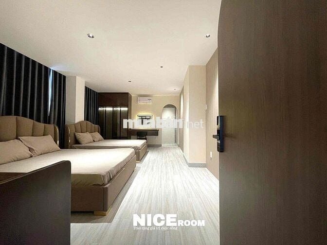 PENTHOUSE Đẳng cấp có Phòng Khách RỘNG RÃI - THOÁNG MÁT