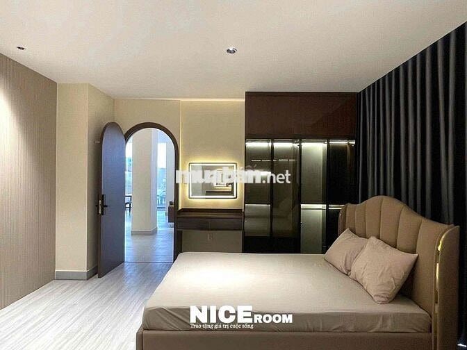 PENTHOUSE Đẳng cấp có Phòng Khách RỘNG RÃI - THOÁNG MÁT