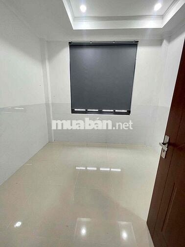 Nhà 2 lầu 3 phòng hẻm Trần Hưng Đạo