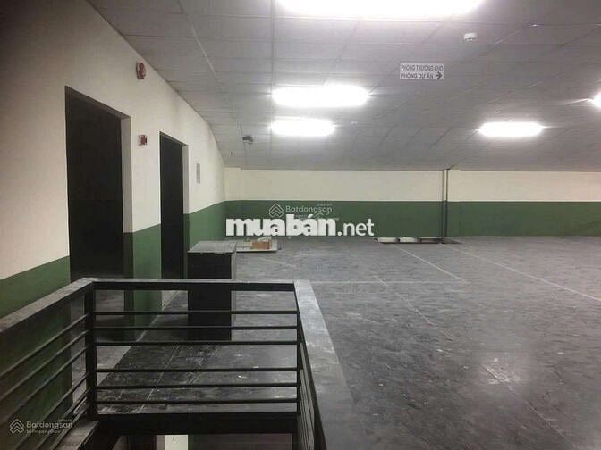 CHO THUÊ KHO 1700M2(TRỆT 1000M2+LẦU 700M2) CÓ PCCC CHỦ BAO VAT CON40F