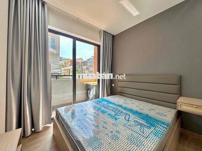 CHO THUÊ CĂN HỘ BAN CÔNG FULL NỘI THẤT NGAY BỜ KÈ HOÀNG SA QUẬN 1 RẺ