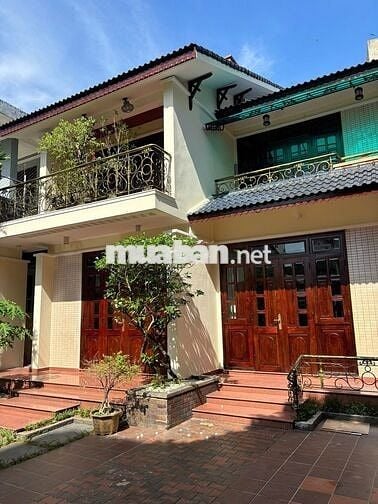 CHO THUÊ  NHÀ NGUYÊN CĂN VILLA GIÁ 26TR, 6 PN  PHỐ TÂY HUẾ