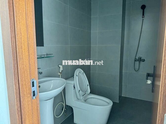 CHO THUÊ  NHÀ NGUYÊN CĂN VILLA GIÁ 30tr , 5 PN GẦN PHỐ TÂY HUẾ