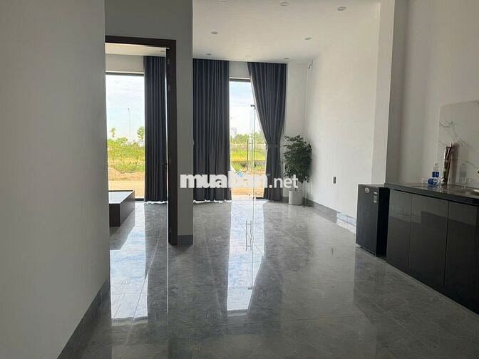 CHO THUÊ  NHÀ NGUYÊN CĂN VILLA GIÁ 30tr , 5 PN GẦN PHỐ TÂY HUẾ