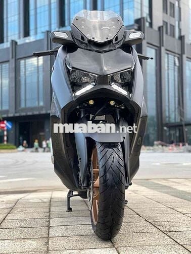 Yamaha Xmax 300 2024