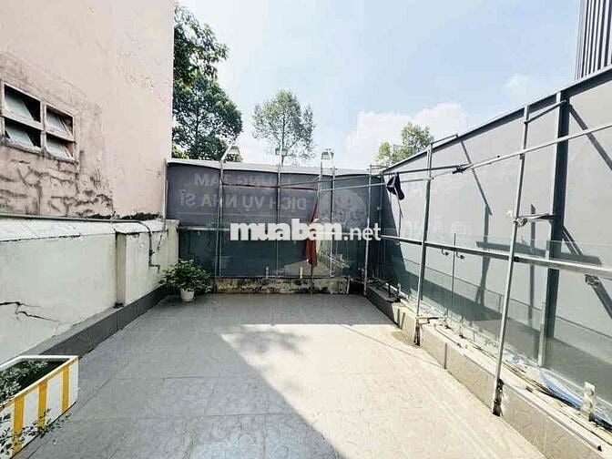 Nhà 3 lầu mặt tiền vip 3/2 -q11 ( 4,5m x 17m) kinh doanh cho thuê