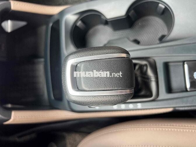 Ford Everest 2022 Titanium 4x2 2.0L