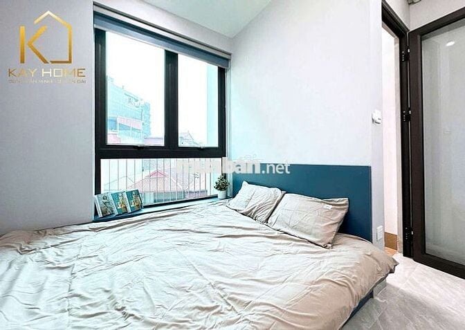 Siêu phẩm CCMN 35m2 full đồ. Ban công thoáng tại Giáp Bát