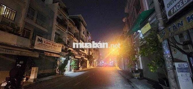 Nhà mặt tiền 4 tầng xịn xò Tân Khai q11 (3,9m x 17m)  tiện kd-cho thue