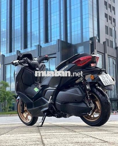 Yamaha Xmax 300 2024