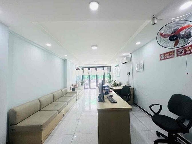 Nhà 3 lầu mặt tiền vip 3/2 -q11 ( 4,5m x 17m) kinh doanh cho thuê