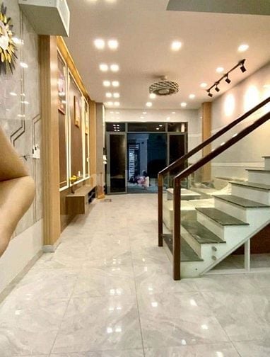 Kẹt tiền bán gấp nhà Hậu Giang. Phường 12. Quận 6. Giá 3 tỷ 8. Bớt lộc