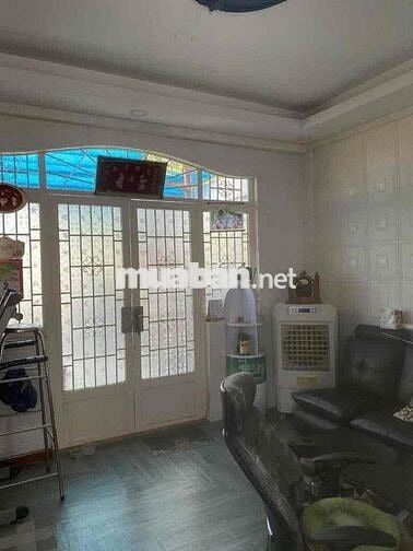 Nhà mặt tiền 4 lầu Nguyễn Thị Nhỏ sầm uất(4,1m x 37,2m) q11