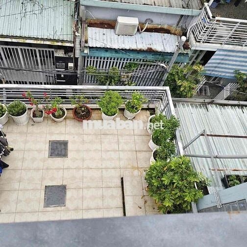 Nhà 1 trệt 2 lầu đẹp 4x16m Shr 1/20m đg lớn ngay trường Nguyễn Hữu Câu