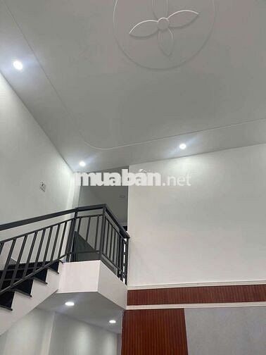 Cách 100m ra nguyên ảnh thủ.hẽm 2,5m cụt