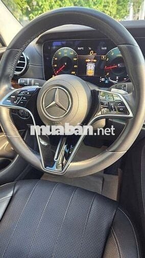 E200 Exclusive Sx 2021 - 19000miles full ls hãng