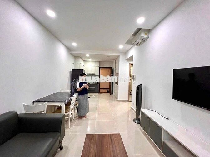 căn hộ 2 phòng ngủ 2WC.  chung cư Golden Mansion. gần sân bay TSN