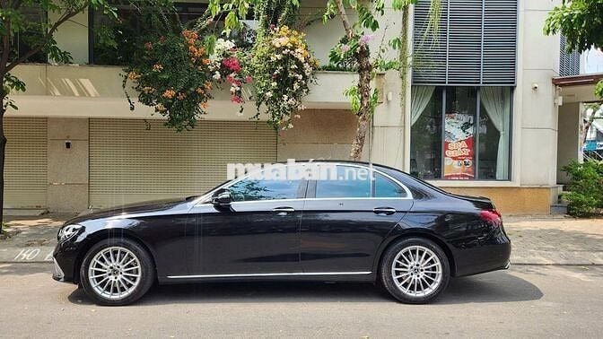 E200 Exclusive Sx 2021 - 19000miles full ls hãng