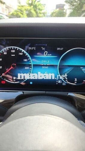 E200 Exclusive Sx 2021 - 19000miles full ls hãng