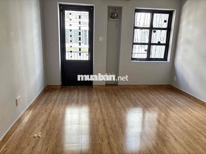 Nguyên căn MT nhà phố 3L văn phòng