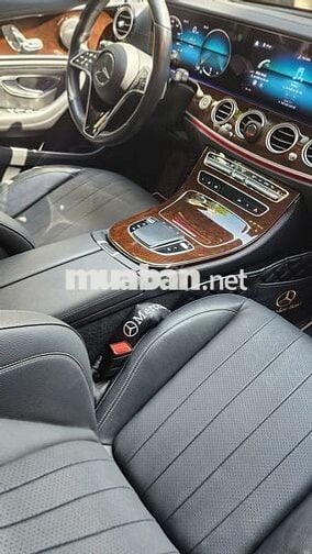 E200 Exclusive Sx 2021 - 19000miles full ls hãng