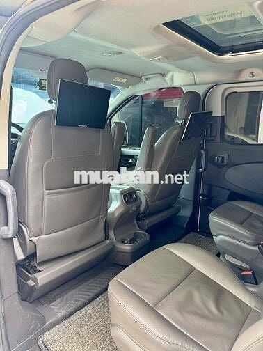 Ford Tourneo Titanium Máy Xăng 2.0 2019 STĐộng 7C