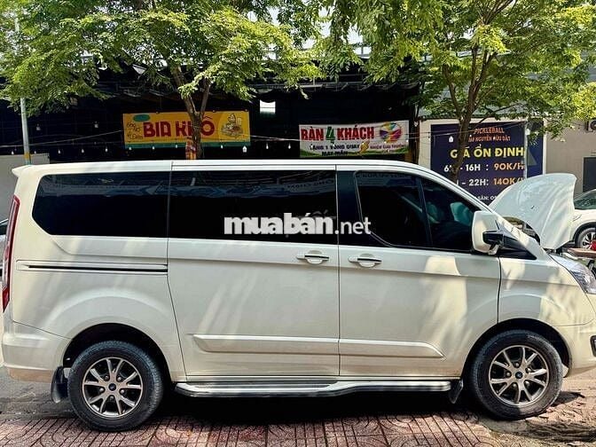 Ford Tourneo Titanium Máy Xăng 2.0 2019 STĐộng 7C