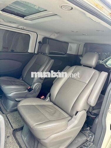 Ford Tourneo Titanium Máy Xăng 2.0 2019 STĐộng 7C