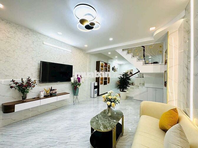 Cho thuê nnhà mới sạch sẽ full nội thất  Gò Vấp