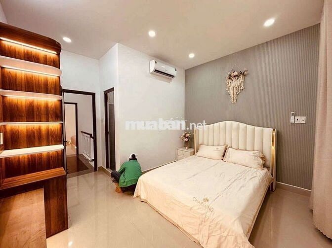 Cho thuê nnhà mới sạch sẽ full nội thất  Gò Vấp