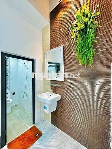 Cho thuê nnhà mới sạch sẽ full nội thất  Gò Vấp