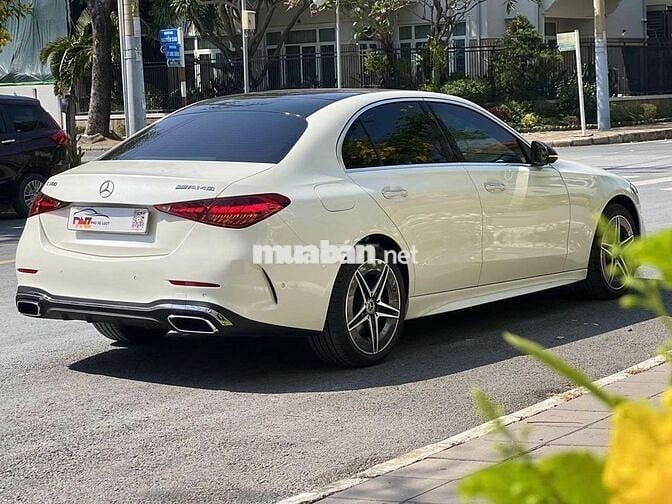 Mercedes C300 AMG 2023 Trắng