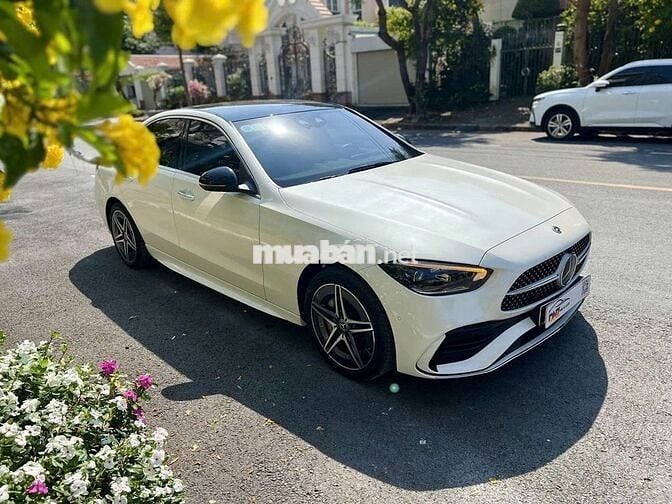 Mercedes C300 AMG 2023 Trắng