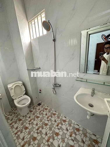 Phòng trọ sạch sẽ an ninh Âu Dương Lân