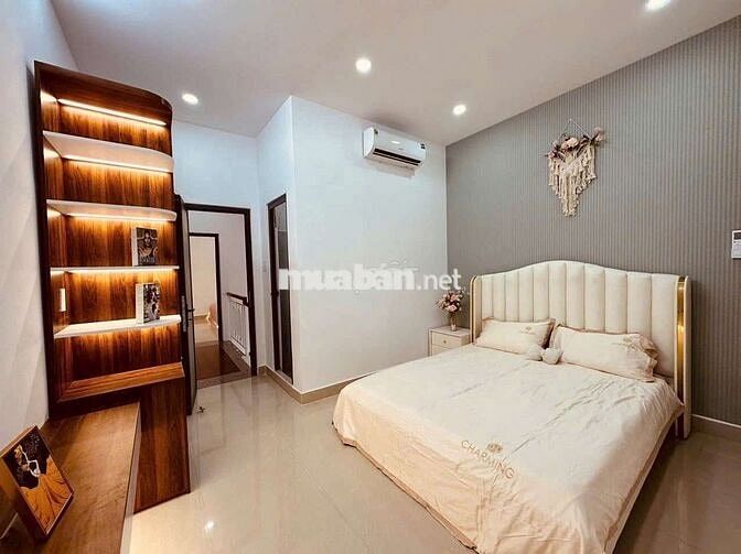 Cho thuê nnhà mới sạch sẽ full nội thất  Gò Vấp