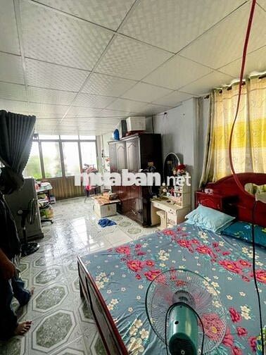 Nhà Gần Chợ Hạnh Thông Tây, BV Hồng Đức, ST Coop Mart