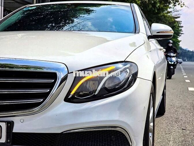 Mercedes Benz E200 Exclusive 2017 Trắng