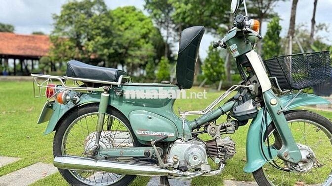 cup 50cc nguyên zin rất đẹp cho mấy bạn nhỏ đi hoc