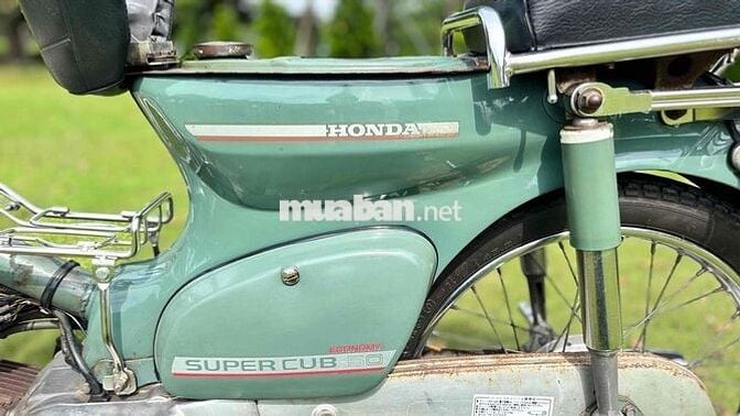 cup 50cc nguyên zin rất đẹp cho mấy bạn nhỏ đi hoc