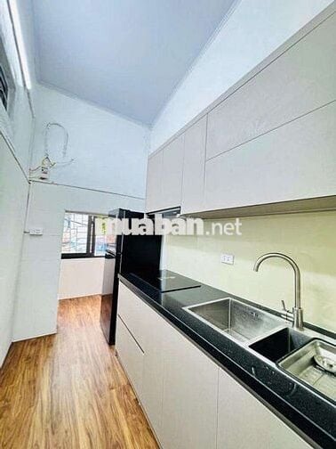 Nhỉnh 2 tỷ tập thể Bạch Mai, tầng 2, 60m, 2N1WC, full nội thất