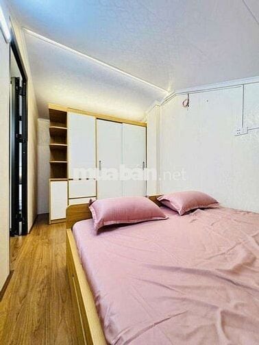 Nhỉnh 2 tỷ tập thể Bạch Mai, tầng 2, 60m, 2N1WC, full nội thất