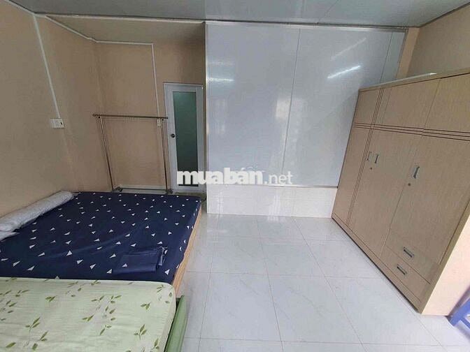 CHO THUÊ PHÒNG BAN CÔNG FULL NỘI THẤT SẠCH SẼ Ở ĐƯỢC LIỀN CHO ANH CHỊ